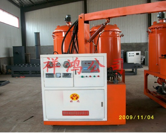 聚氨酯高壓發泡機械設備 革新服飾生產與租賃新機遇